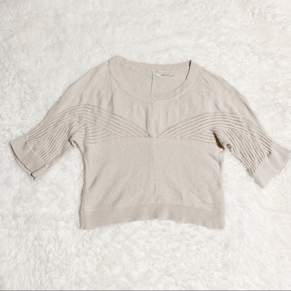 Cream Kimchi Blue Crochet Top